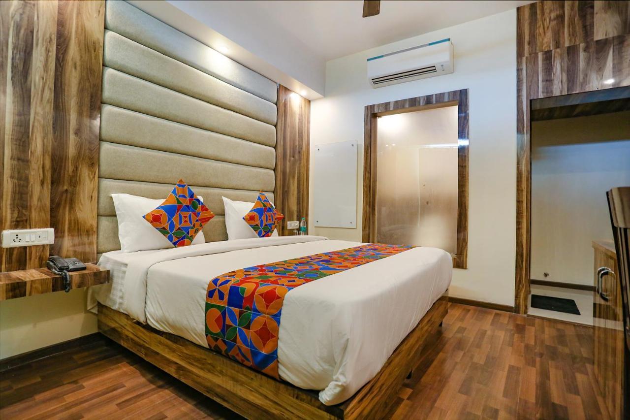 Fabexpress Kapashera Residency Near Igi Airport New Delhi Gurgáon Kültér fotó